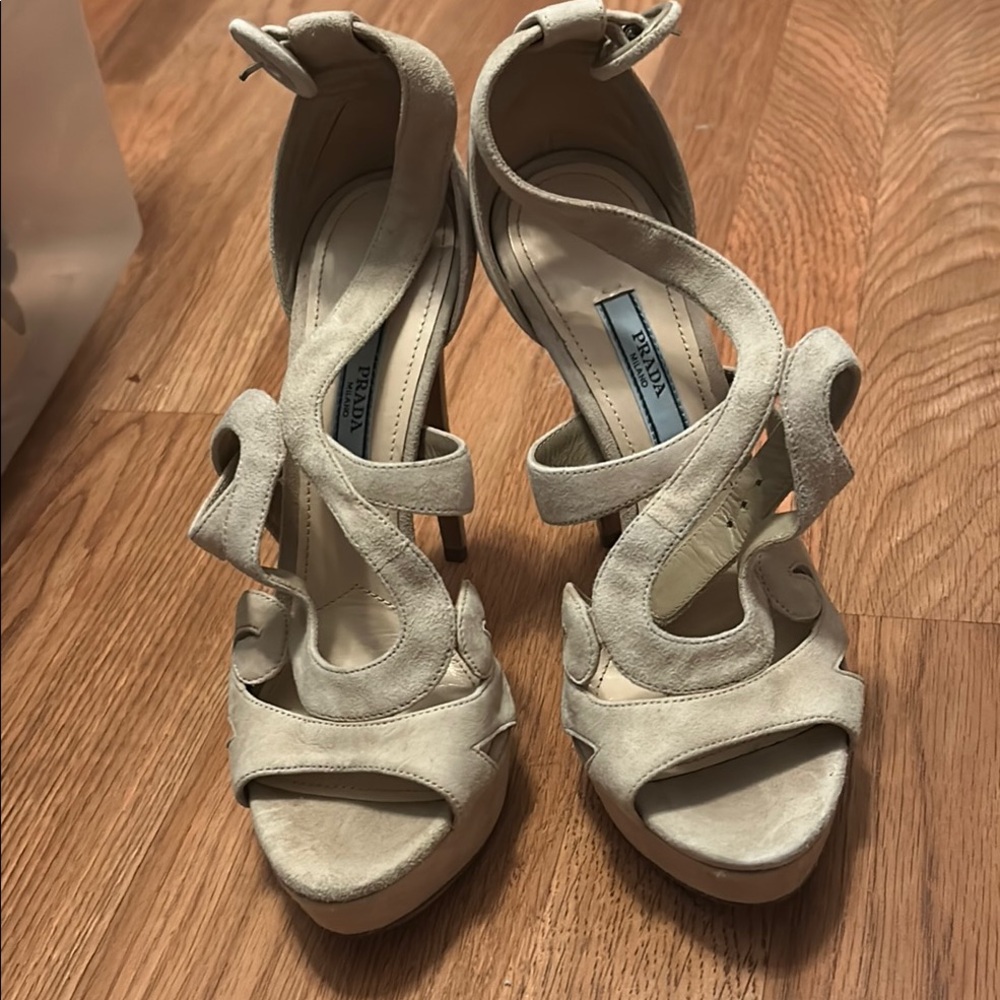 Women's Elegant Cream Heels